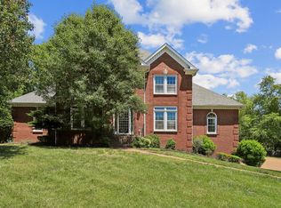 129 Pembroke Dr, Hendersonville, TN 37075