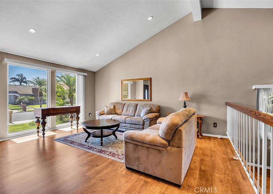 1st image of 213 San Antonio Cir