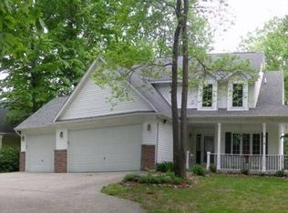 7526 Kovacs Dr, Linden, MI