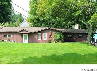3121 Lake Rd, Williamson, NY 14589