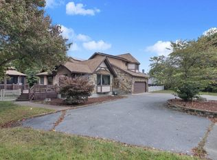 142 Milton St, Dedham, MA 02026