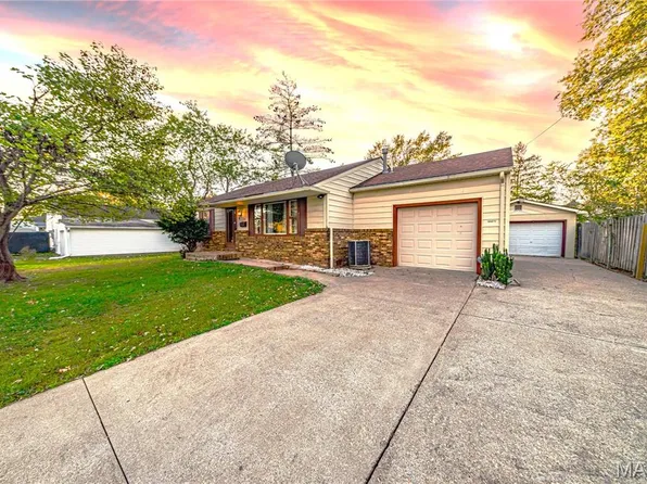 1002 N Madison St, Marion, IL 62959