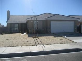 11839 Amanda Ln, Adelanto, CA 92301