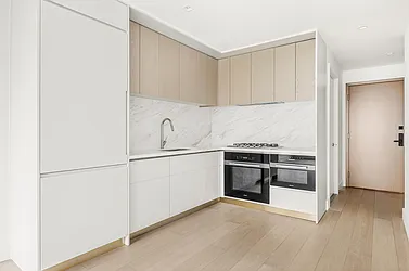 208 Delancey Street, #4G