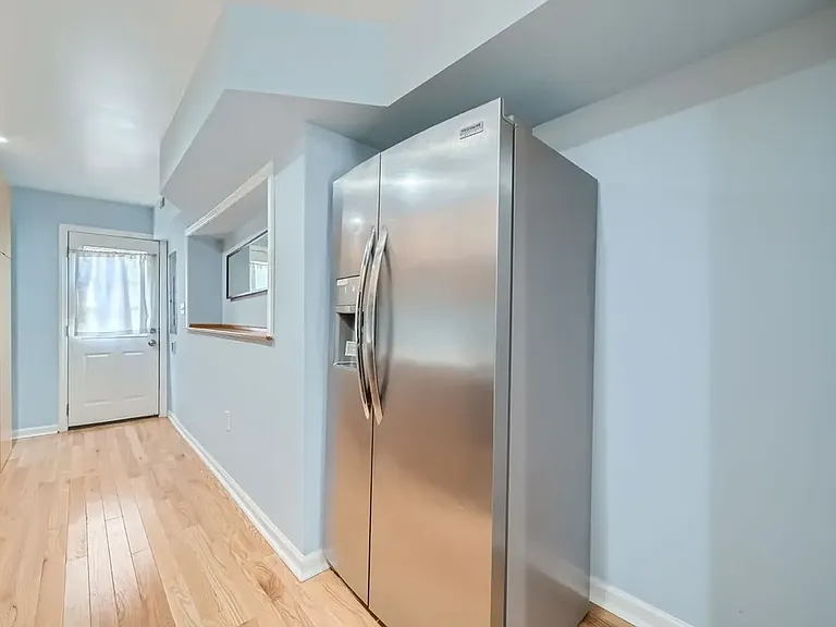 305 S Collington Ave — Photo 7