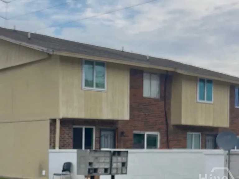 8 Lewis Dr #B — Photo 1