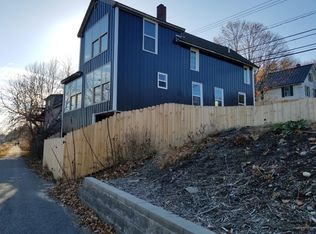 277 Maine Ave, Farmingdale, ME 04344