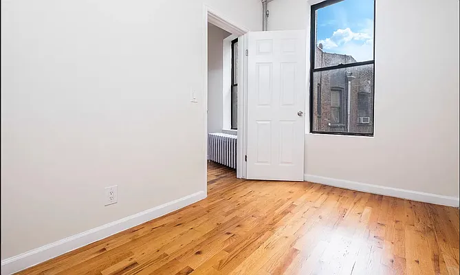 Rented by A&E Real Estate Management | media 10