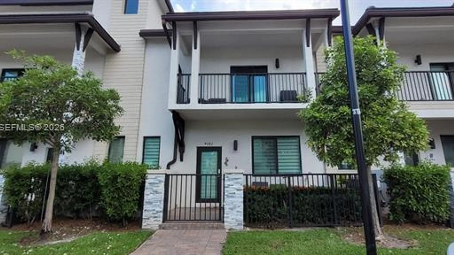 4682 NW 83rd Ave th 4682, Doral, FL 33166 — Photo 3