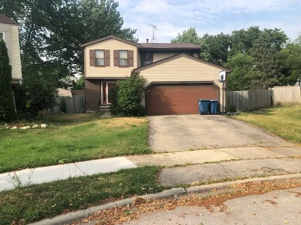 2330 Portsmouth Ct, Aurora, IL 60504
