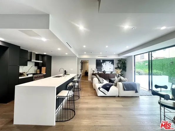 1017 N Croft Ave #103, Los Angeles, CA 90069