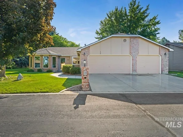 706 N Harvey Ln, Eagle, ID 83616