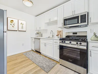 2 Bedroom, 1.5 Bath A