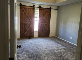 432 N Jester Ave, Republic, MO 65738