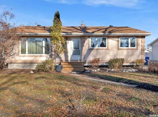 72 Upland Dr, Regina, SK S4R0C2