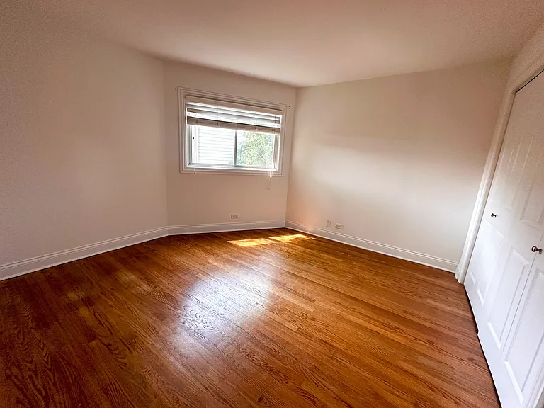 470 Green Bay Rd. — Photo 21