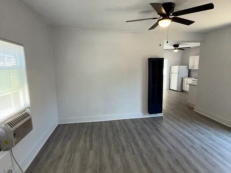 728 E Fremont St — Photo 10
