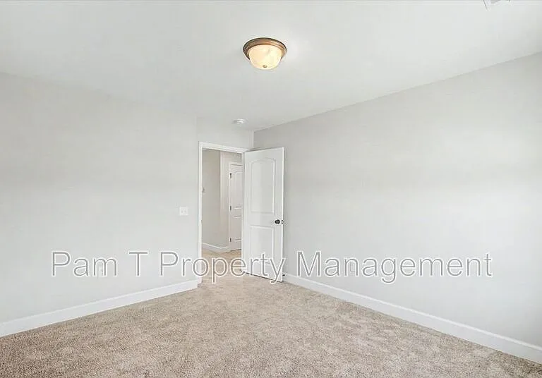 203 Alyssa Ave — Photo 34