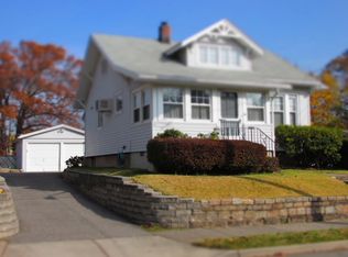 34 Spring St, Clifton, NJ 07011