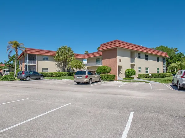 15 Vista Palm Ln APT 102, Vero Beach, FL 32962