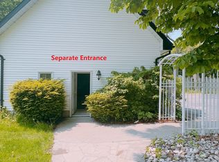 555 Military Trl, Toronto, ON M1E4S7