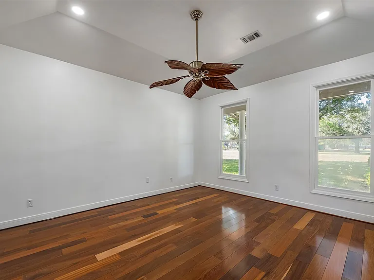 4610 Lea Ln — Photo 9