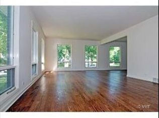 1524 Sequoia Trl, Glenview, IL 60025