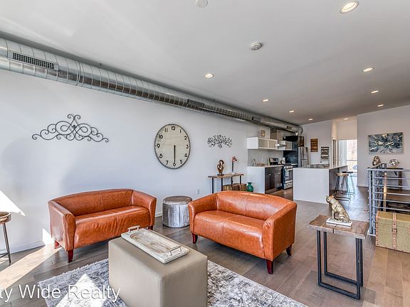 2nd image of 1531 N Franklin St #8109895
