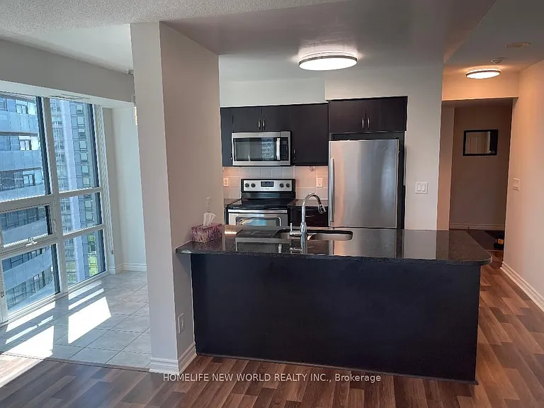 19 Grand Trunk Cres #2506 — Photo 21