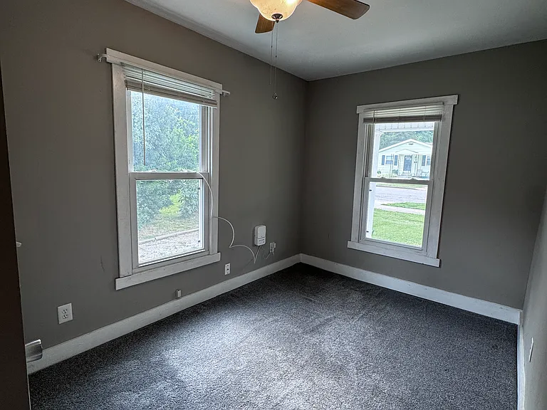 120 Adams St #2 — Photo 6
