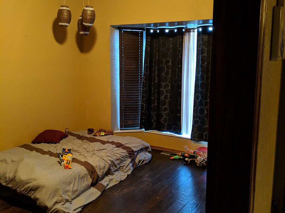 1st image of 2402 Sherwood Ct