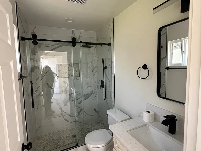 14629 Haynes St — Photo 16