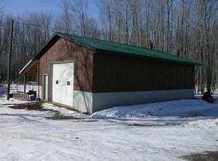 18763 N Lake Ave, Chassell, MI 49916