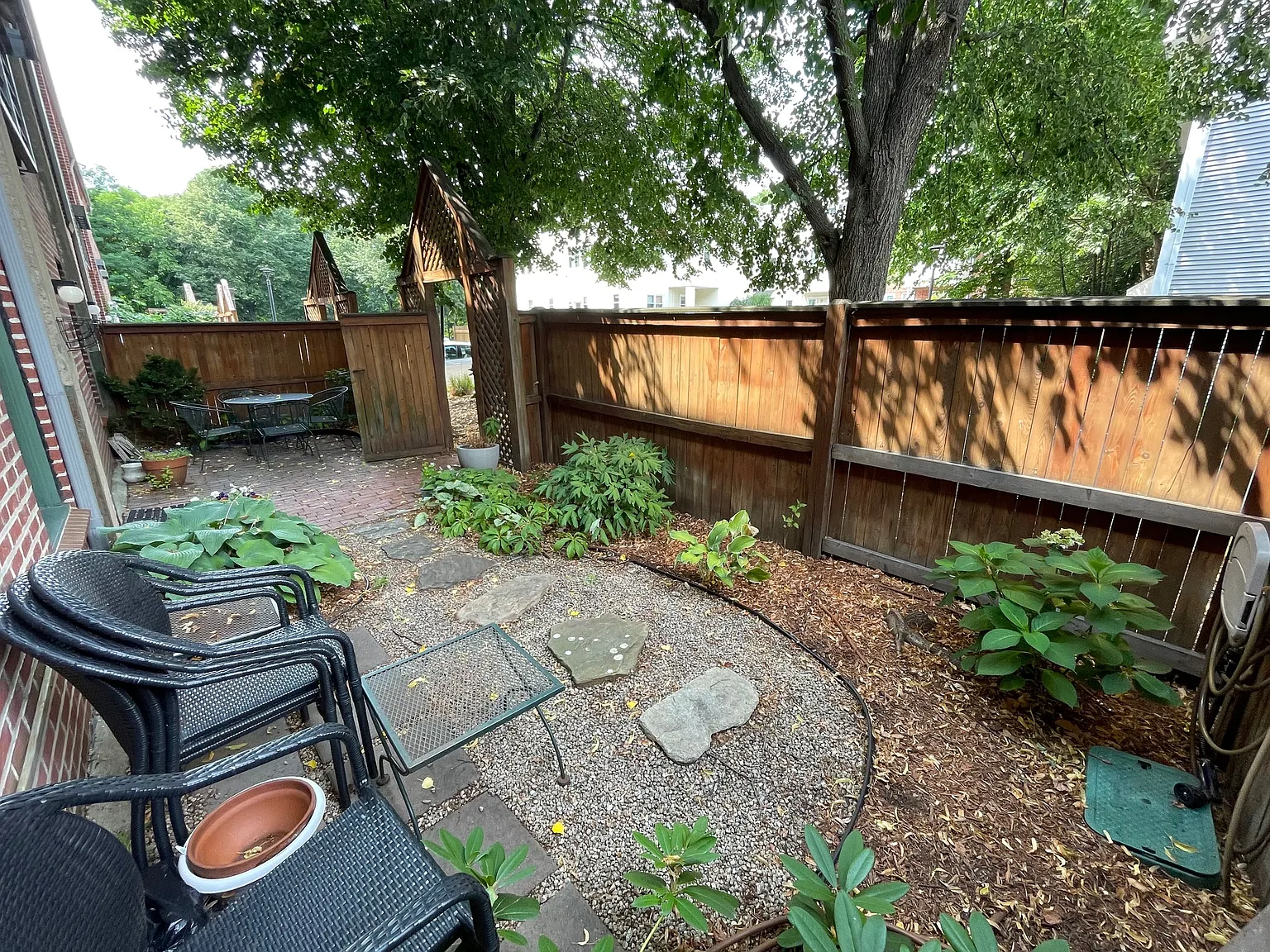 2 bed, 1105 sqft, $3,500 — Photo 4