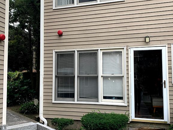 Front door and view of 1st and 2nd floors
