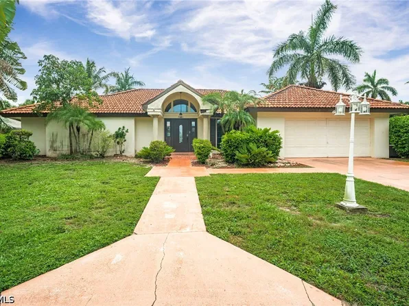 5231 Greenbriar Dr, Fort Myers, FL 33919