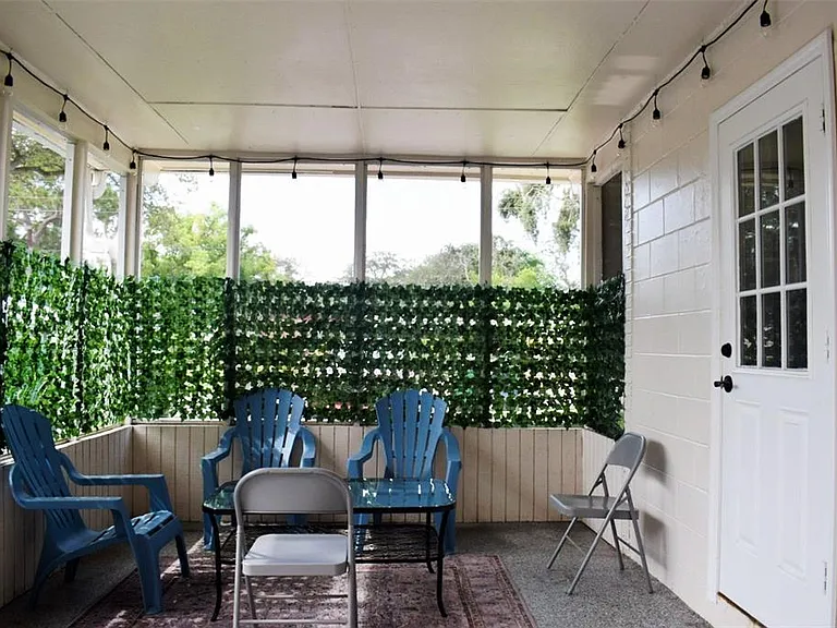 4306 W La Salle St — Photo 17
