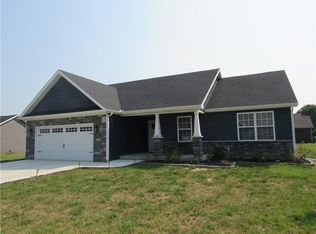 12 Diamond Ln, Crawfordsville, IN 47933