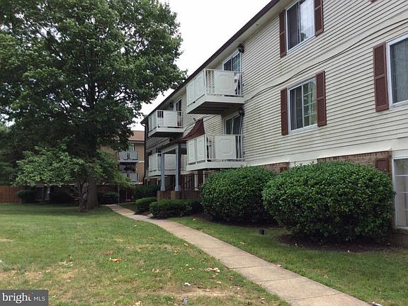5th image of 8385 Brockham Dr #29/85D