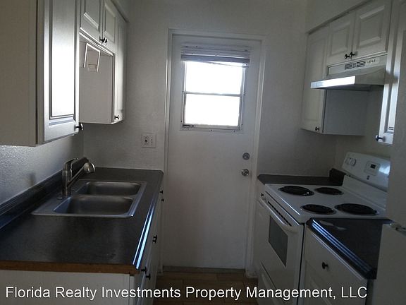 4th image of 1710 S Washington Ave Unit Ts-04