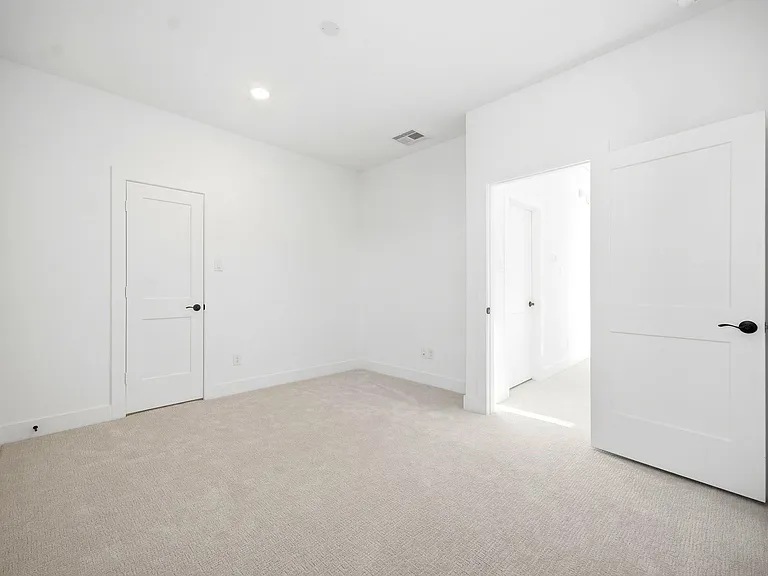 21202 Creeping Bentgrass Dr — Photo 25