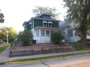 3201 14th Ave, Rock Island, IL