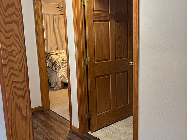 710 Pawnee St, Osceola, NE 68651