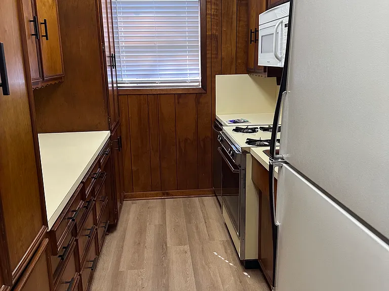 3306 Erwin Ave #A — Photo 4