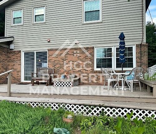 5th image of 209 Fairway Dr