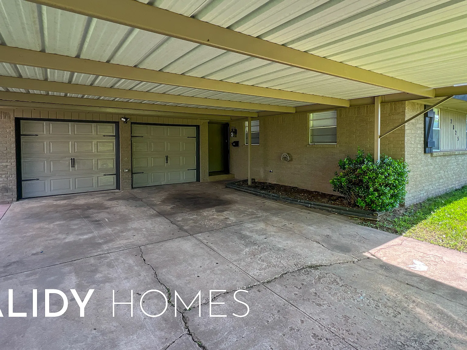 2825 SW 76th Street - 1 — Photo 3