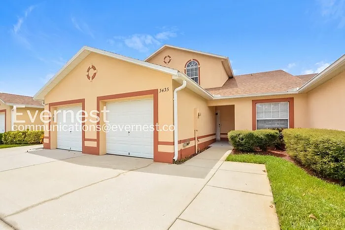 3435 Village Green Ct