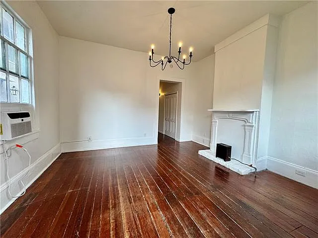 1123 Burgundy St #A — Photo 5