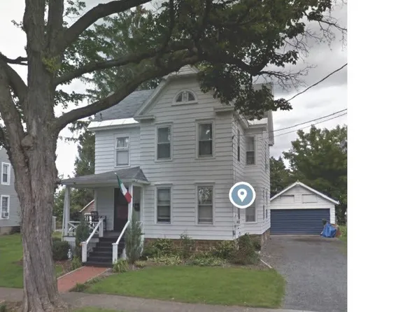 422 Washington Ave, Oneida, NY 13421