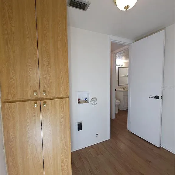 7606 Abbey Ln #208 — Photo 22